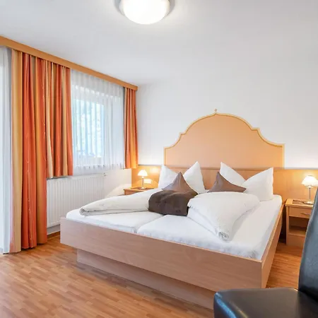 Apartment Rosa-10 By Interhome Mayrhofen