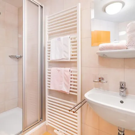 דירה Rosa-10 By Interhome